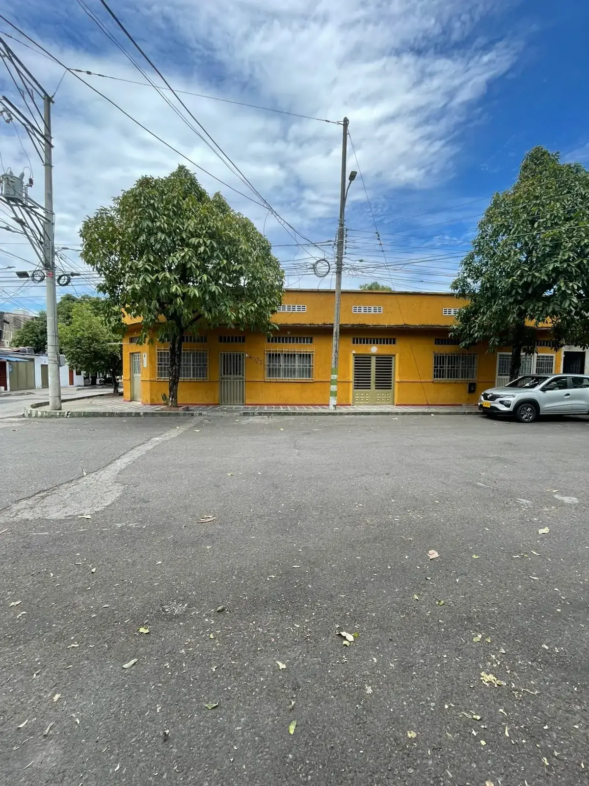 🏠 **SE ARRIENDA CASA COMERCIAL – BARRIO CAPINERO, NEIVA**